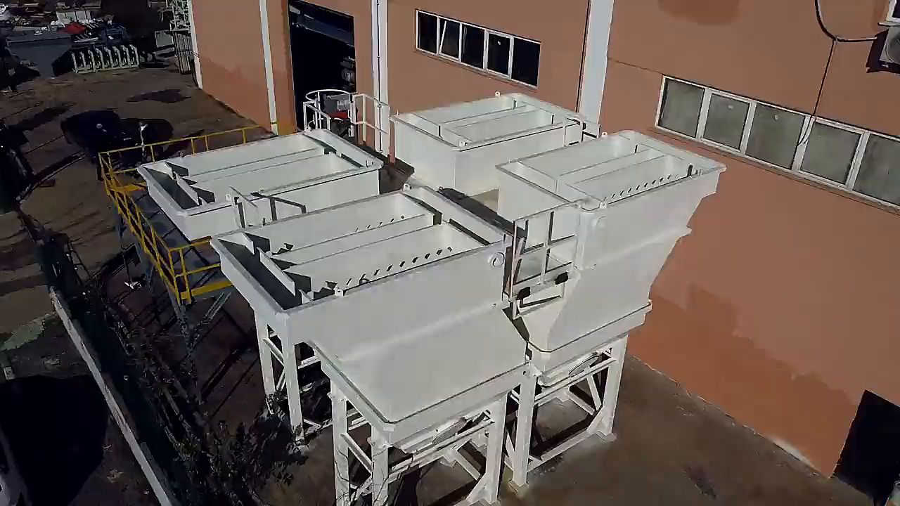 GESU fabrikası havadan — Bursa Deri İhtisas ve Karma OSB'deki üretim tesisi, önünde GESU imalatı beyaz arıtma üniteleri